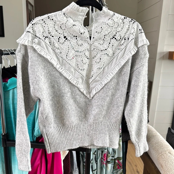 Zara Gray and White Turtleneck Sweater with Elegant Lace - Picture 3 of 7